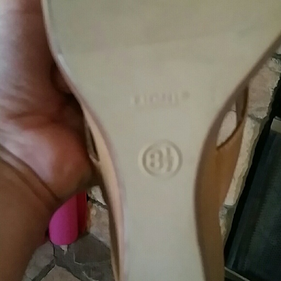 Fioni platform sandals - Picture 3 of 3